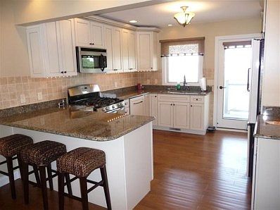 3rd image of 2478 E Lakeshore Dr