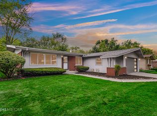 408 N Longwood Dr, Glenwood, IL 60425