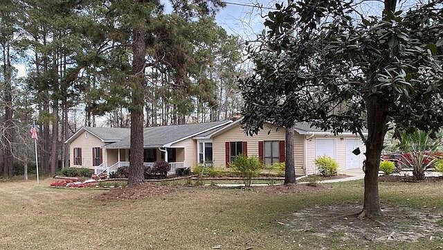 2nd image of 203 Ridge Lake Dr