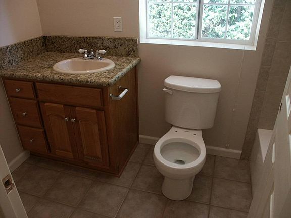 5th image of 221 N Avenue 52 APT 15