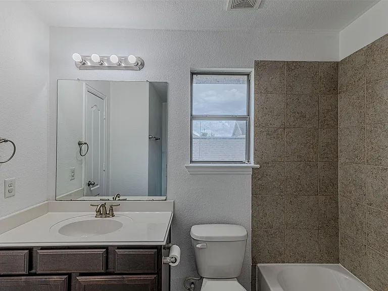 6219 Saint Rosalia Dr — Photo 37