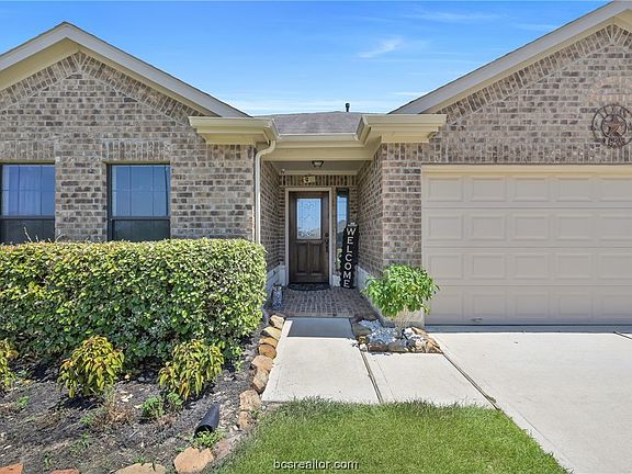 3rd image of 10107 Red Tamarack Ln