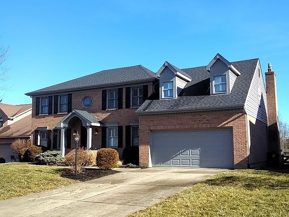2nd image of 943 Lakepointe Ct