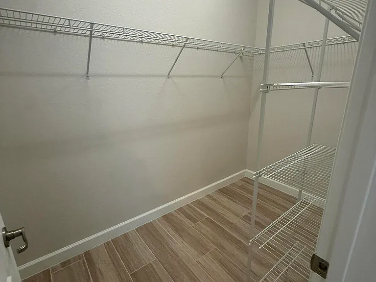 9519 SW Merlin Ct — Photo 14