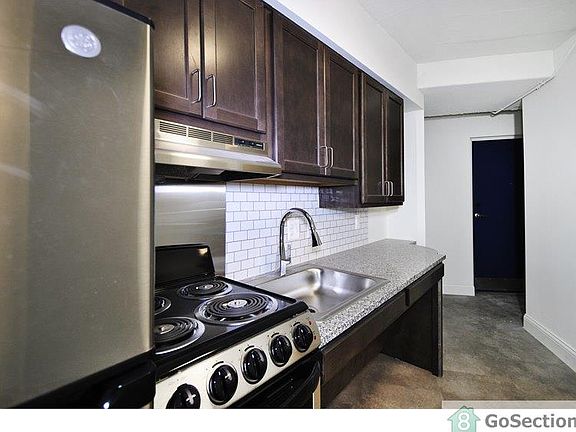 5th image of 80 E Hancock St #605