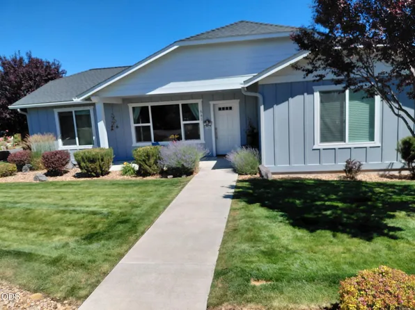 541 SW Sunrise Cir, Madras, OR 97741