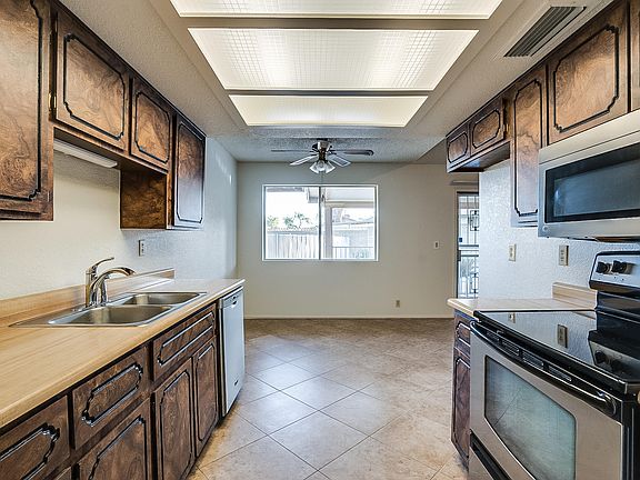 3rd image of 2450 E Javelina Ave