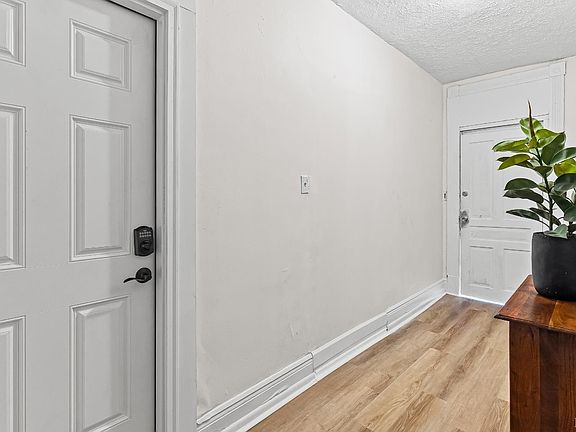 3rd image of 2228 Tulip St