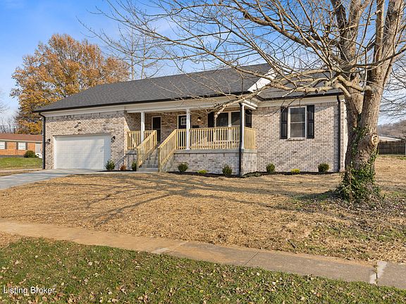 3rd image of 11813 Leemont Dr
