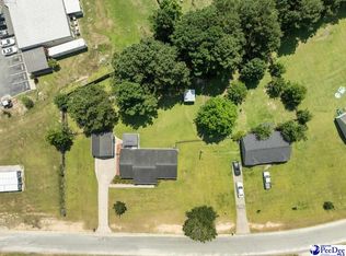 2318 Wills Pl, Effingham, SC 29541