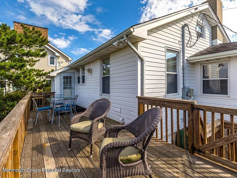 15 Riverview Rd — Photo 5