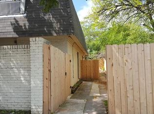 5002 Blue Spruce Cir APT D, Austin, TX 78723
