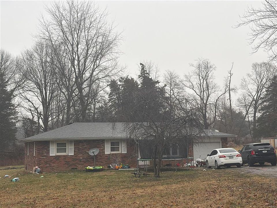 1st image of 1720 E Lois Ln