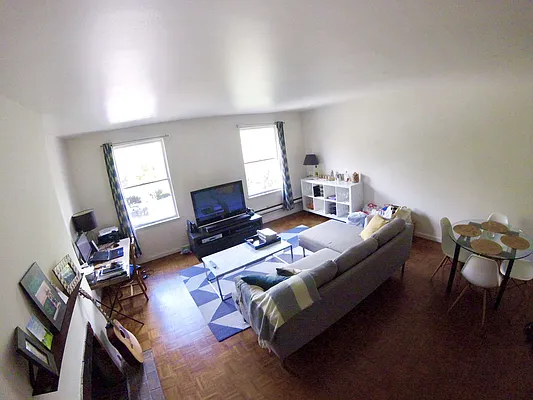 Rented by Avenues Real Estate | media 4