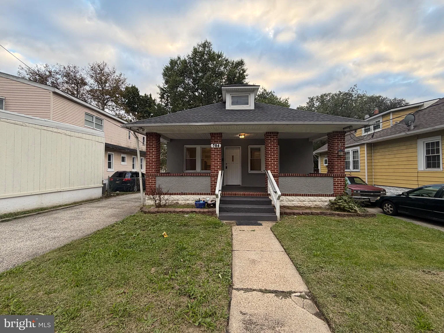 3 bed, 2.0 bath, 1405 sqft, $2,600 — Photo 1