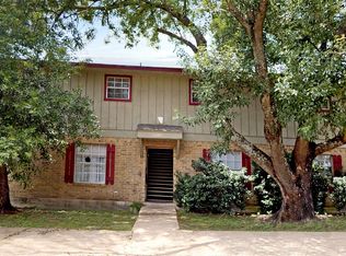 2402 Jaguar Dr UNIT C, Bryan, TX 77807