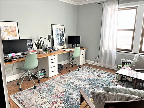 3rd image of 4527 N Wolcott Ave