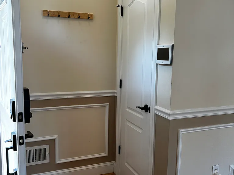 31 Tillman St — Photo 3