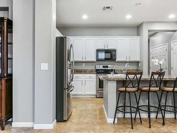 2nd image of 39517 N Iron Horse Way