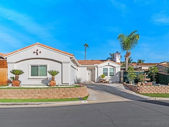 2nd image of 2126 Fiori Dr