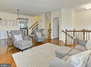 25135 Prairie Fire Sq, Aldie, VA 20105