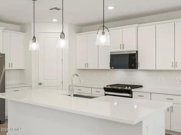37069 W MONTSERRAT Street, Maricopa, AZ 85138