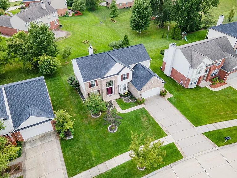 14864 Liri Dr — Photo 40