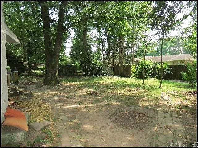 1020 Towering Oaks Dr — Photo 23
