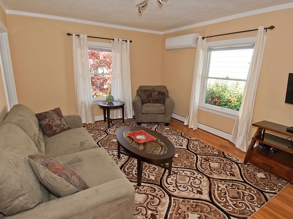 1st image of 2356 NW Westover Rd APT 3