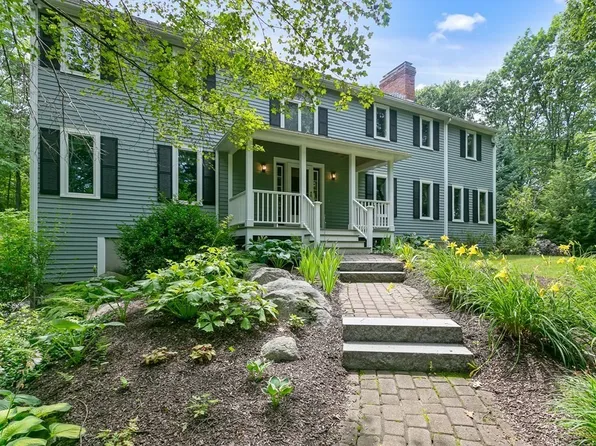 376 Green St, Boylston, MA 01505