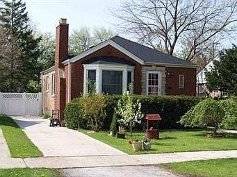 1st image of 4919 Estes Ave