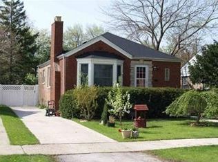 4919 Estes Ave, Skokie, IL 60077
