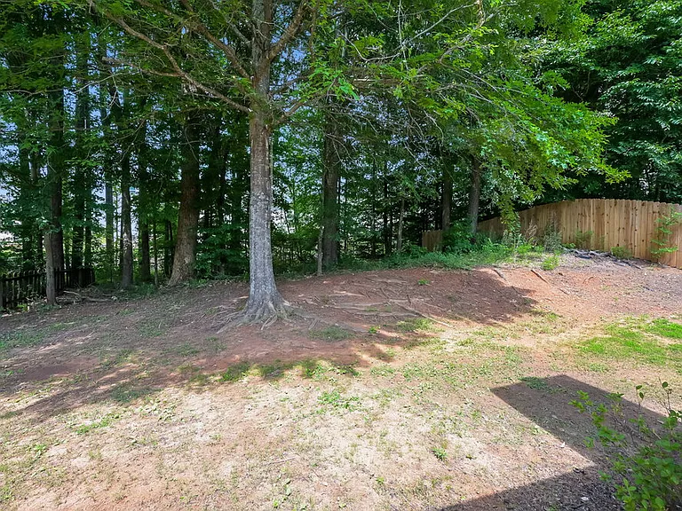 785 Ashland Park Way SE — Photo 16