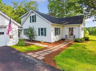 159 Pond Rd, Manchester, ME 04351