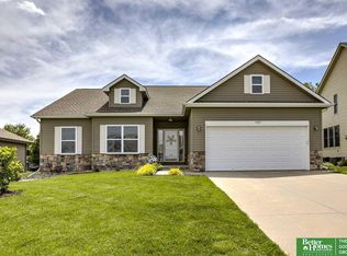 14927 Ellison Ave, Omaha, NE 68116