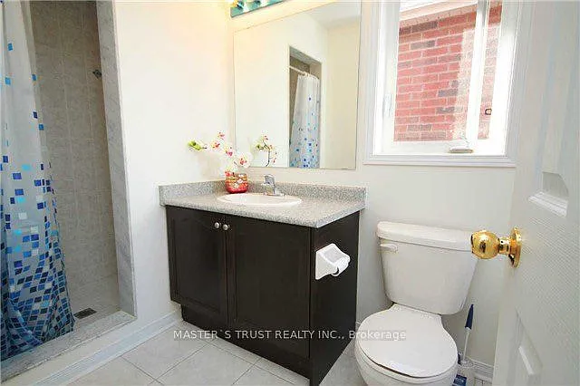 15 Big Hill Cres — Photo 17