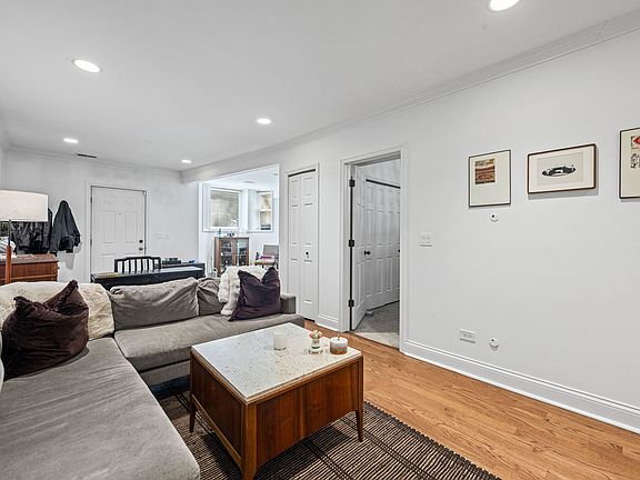 5th image of 2216 N Sedgwick St #1