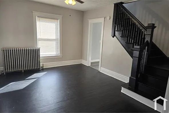 4 bed, 1610 sqft, $1,875 — Photo 3