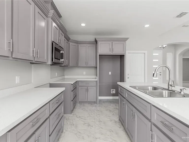 6000 N Playa Del Sol St — Photo 3