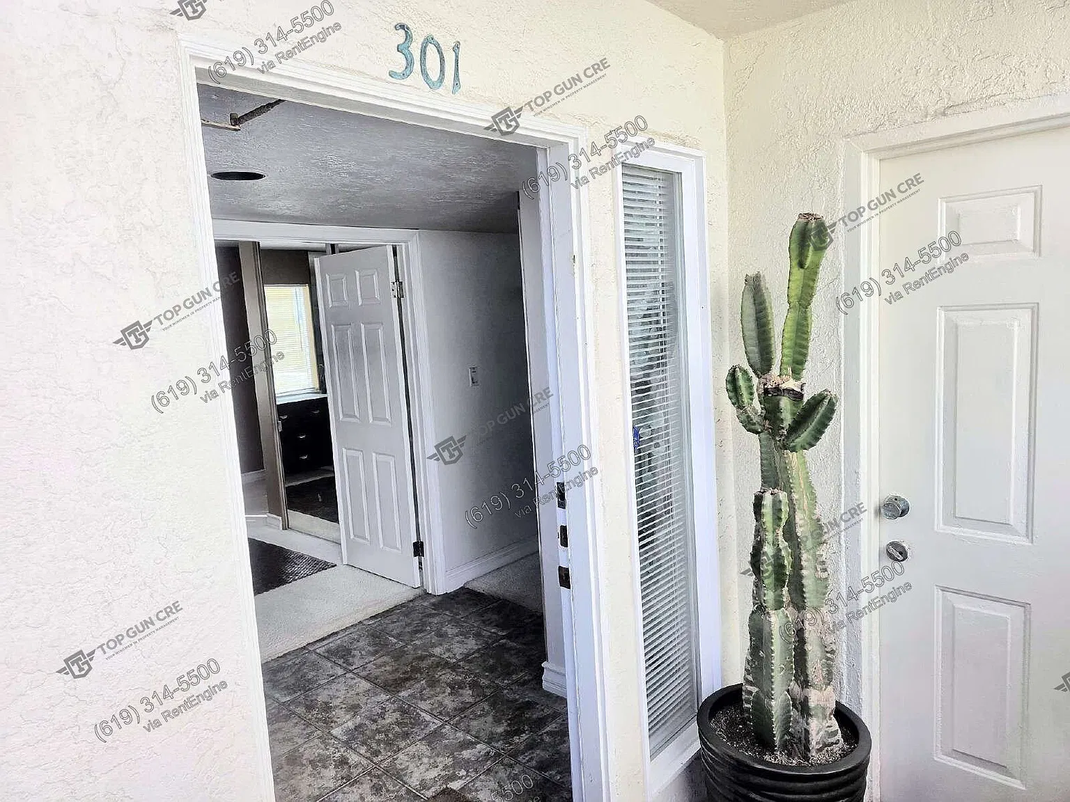 2 bed, 2.0 bath, 1144 sqft, $4,890 — Photo 2