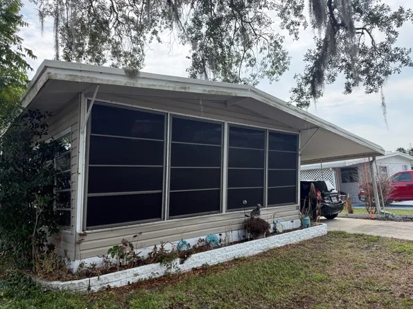 72 Twin Coach Ct, Daytona Beach, FL 32119