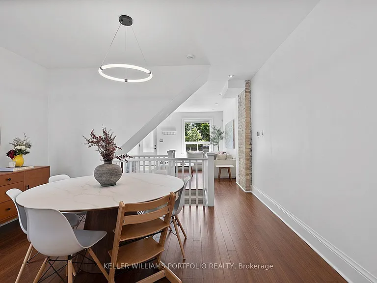 28 Tiverton Ave — Photo 13