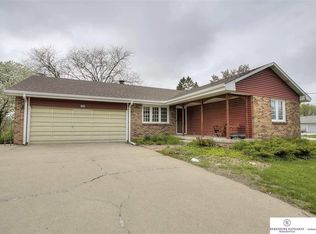 12522 N 40th St, Omaha, NE 68112