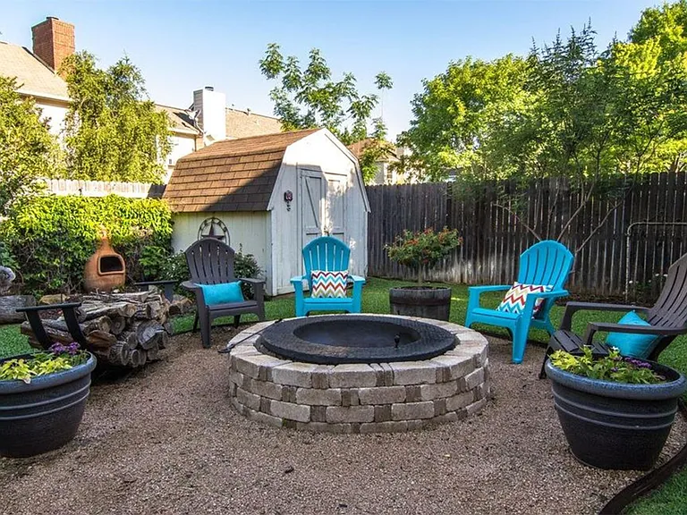 7517 Point Reyes Dr — Photo 36