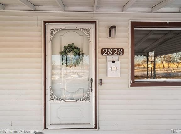 2nd image of 2828 Bailey Ave
