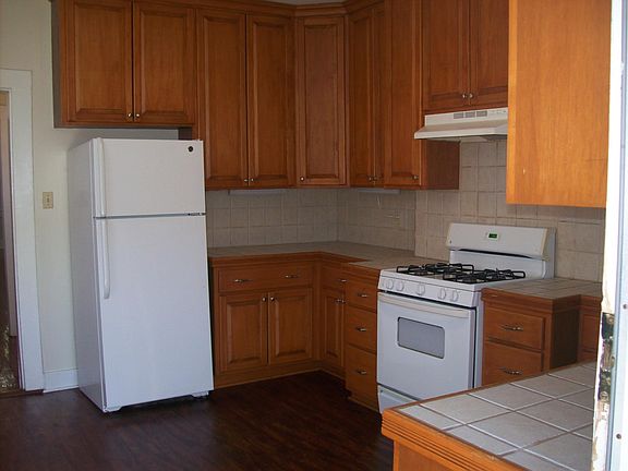 5th image of 8328 Panola St