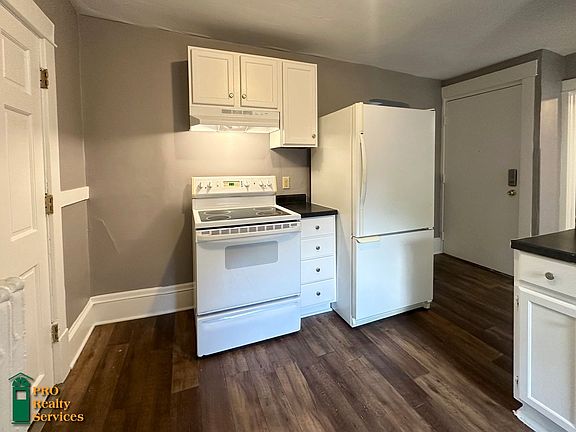 3rd image of 3434 Oliver Ave N