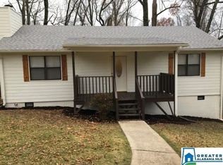 526 Clark Mountain Rd E, Bessemer, AL 35023