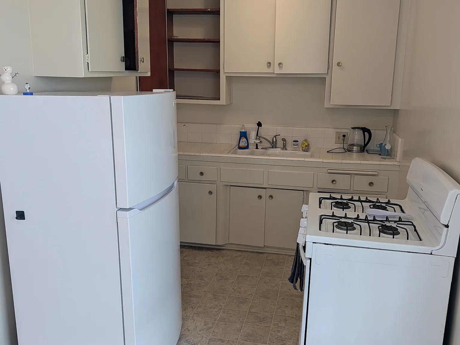 1424 Colby Ave — Photo 4