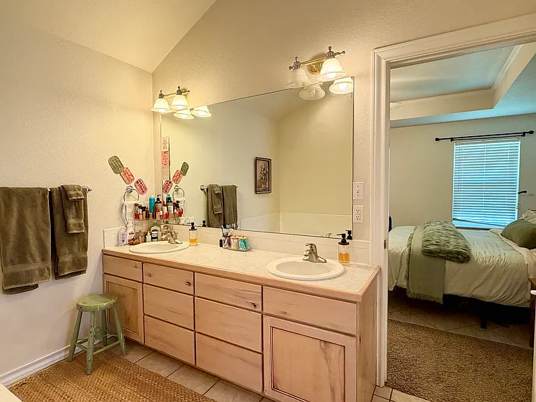 3816 Benjamin Davis Dr — Photo 13